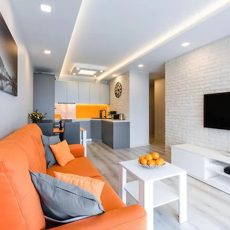Apartment Apartment Orange Dream *
